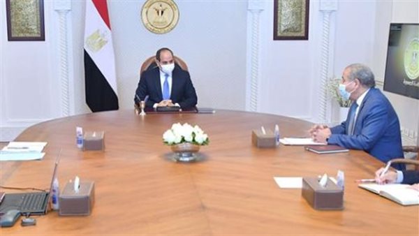 وزير التموين مع الرئيس