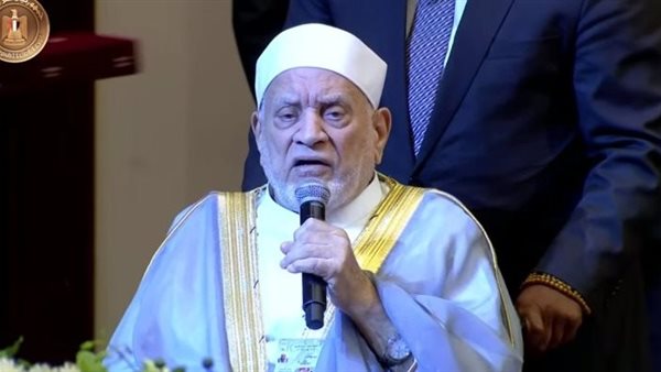 أحمد عمر هاشم 