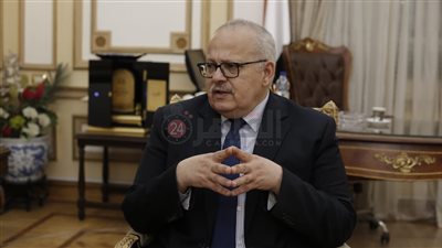 رئيس جامعة القاهرة يكشف تفاصيل تجهيز مراكز لزراعة الأعضاء بمستشفيات الجامعة | خاص
