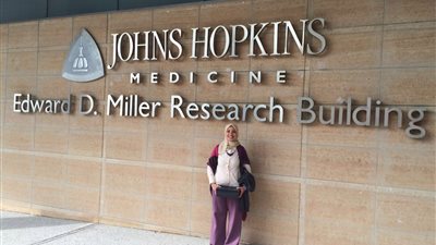 حاضرت في وزارة الصحة الأمريكية.. عالمة مصرية تكتشف دلالات وراثية لمرض الزهايمر