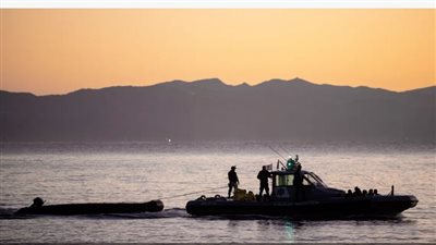 مصرع 15 مهاجرًا غرقًا و20 مفقودًا قبالة سواحل اليونان