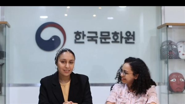 في المركز الثقافي