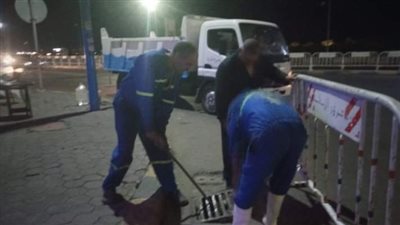 بعد تحذيرات الأرصاد.. صرف الإسكندرية ترفع أغطية الشنايش استعدادًا لسقوط الأمطار