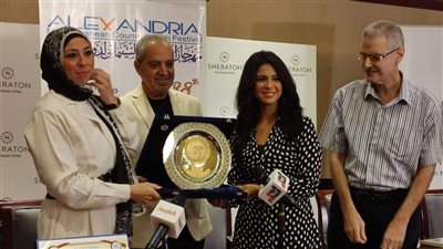 حفيدة إسماعيل ياسين: جدي لم يُكرم رسميا سوى من مهرجان الإسكندرية فقط