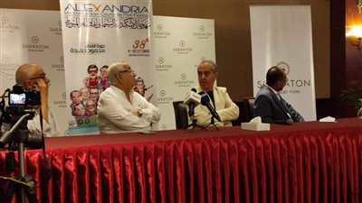 المخرج محمد عبد العزيز: فاطمة رشدي رفضت العمل بفيلم القاهرة 30 وقالتلي مش بكلم عيال