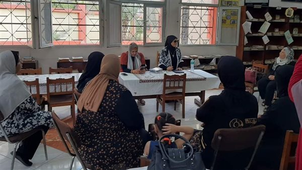 جانب من الندوة 