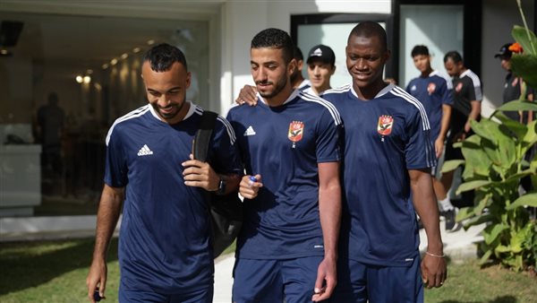 لاعبو الأهلي 