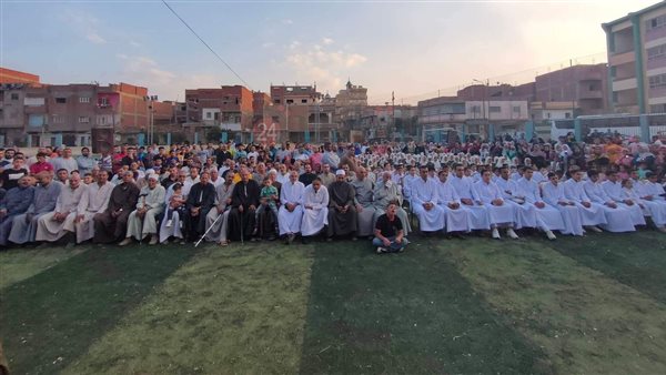 قرية بالغربية تنظم