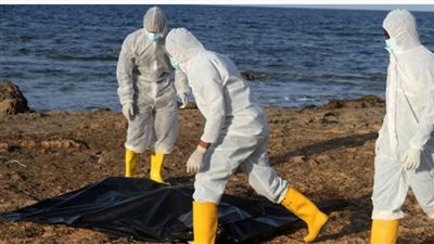 العثور على 15 جثة متفحمة على متن قارب لمهاجرين غير شرعيين غرب ليبيا