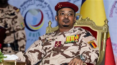 تمهيدا للانتخابات.. الجنرال محمد إدريس رئيسا لمرحلة انتقالية تستمر عامين في تشاد 