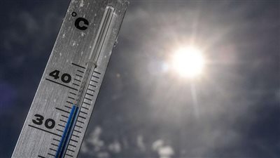 وسط توقعات بسقوط الأمطار.. انخفاض درجات الحرارة في المنيا والسويس | بث مباشر