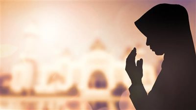 أفضل دعاء لأمي بمناسبة المولد النبوي.. اللهم ألبسها ثوب الصحة والعافية