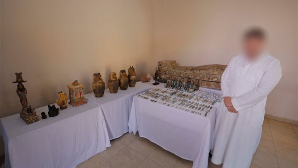 ضبط 295 قطعة أثرية