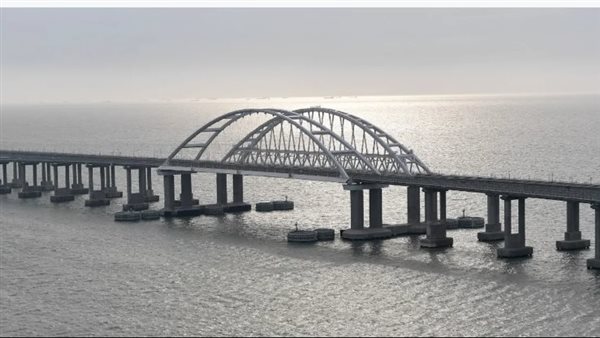 جسر كيرتش الرابط