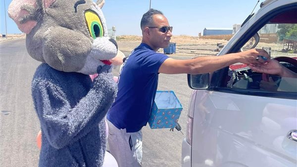 توزيع حلوى المولد