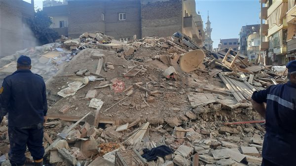 انهيار منزل - صورة