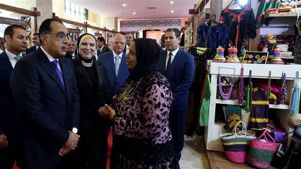 مصطفى مدبولي يفتتح