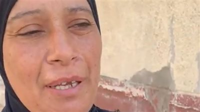 ابني بين الحياة والموت.. والدة الشاب المطعون على يد زميله ببورسعيد تستغيث من تدهور حالة نجلها | بث مباشر