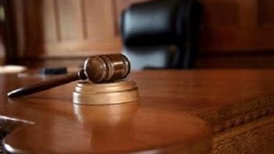 المشدد 15 عاما لموظف أمن استدرج طفلة وهتك عرضها ببنها | بث مباشر