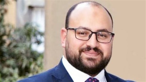 الدكتورعبد الله حسن