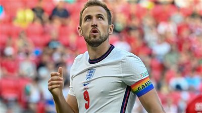 كين يقرر رسميًا ارتداء شارة المثليين في مونديال قطر 2022