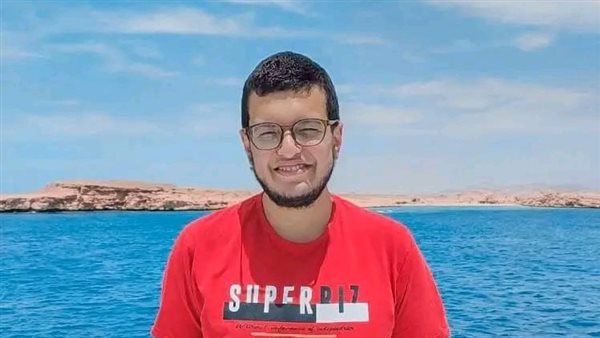 الطبيب الشاب عبد