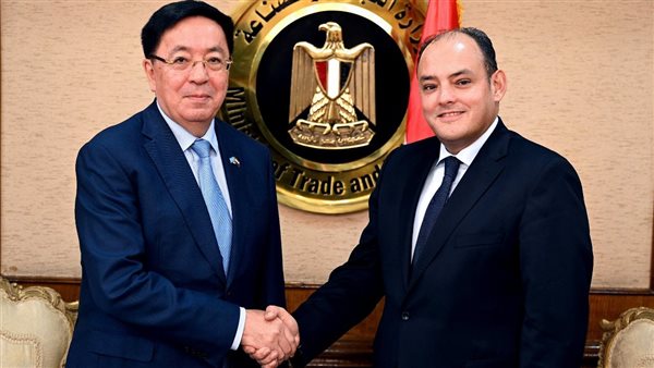 أحمد سمير وزير التجارة