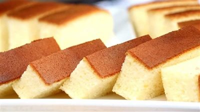 طريقة عمل الكيكة الإسفنجية للشيف سالي فؤاد وغادة التلي.. 5 أسرار للوصفة