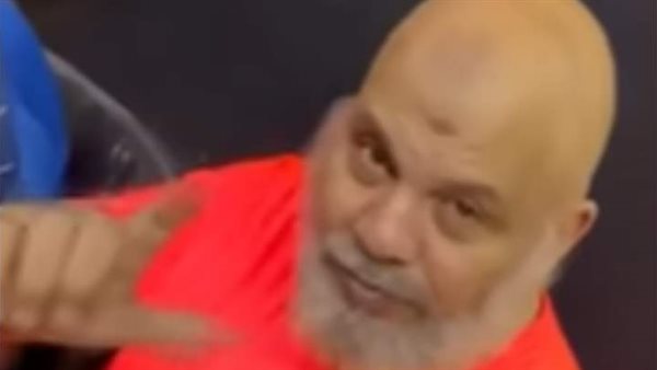 عادل شكل بلحية طويلة