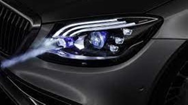 مصابيح السيارة