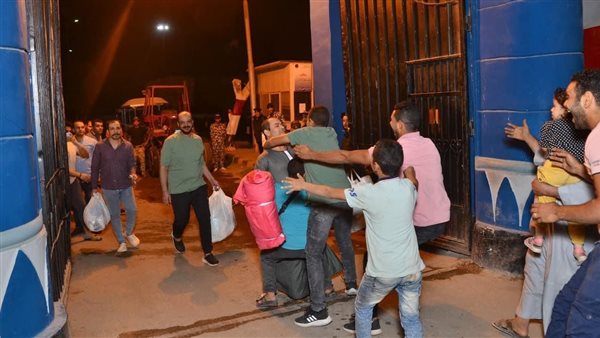 الإفراج عن محبوسين