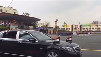 الرئيس السيسي يوجه التحية لأسر خريجي الكليات والمعاهد العسكرية| صور 