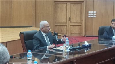 محافظ السويس: اعتماد 5 مليارات جنيه لتطوير القطاع الريفي واستكمال المشروعات الجارية بالمحافظة