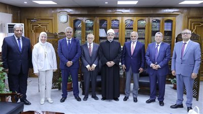 رئيس جامعة الأزهر يلتقي وفد المنظمة الإسلامية للعلوم الطبية لبحث آفاق التعاون العلمي  