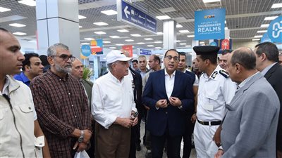رئيس الوزراء يتفقد مشروعات التطوير بمطار شرم الشيخ الدولي | صور 