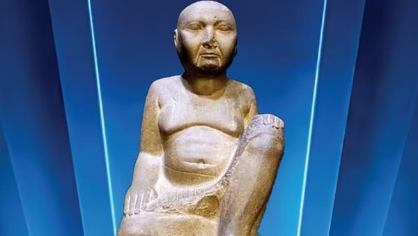 تمثال للحاكم حاروا 