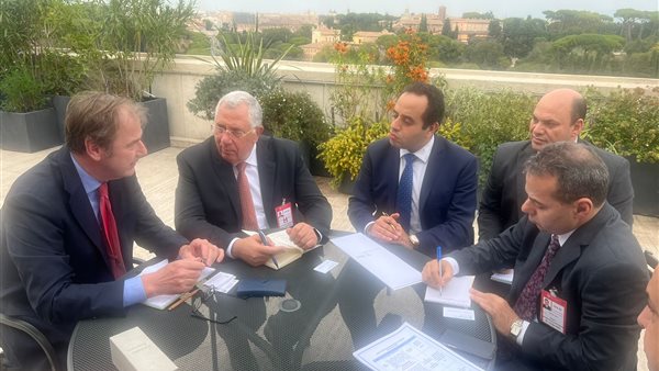 اجتماع وزير الزراعة