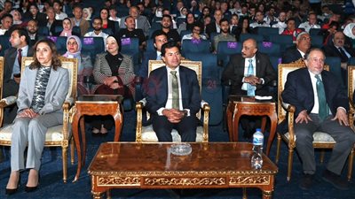 انطلاق بطولة العالم لرماية المسدس والبندقية بالعاصمة الإدارية الجديدة | صور