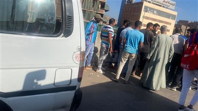 إصابة فتاة صدمتها سيارة ميكروباص أعلى الطريق الدائري | صور