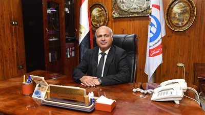 إصابة وكيل الصحة السابق بالغربية وزوجته في تصادم سيارة ملاكي ونقل