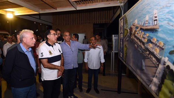 رئيس الوزراء خلال