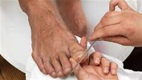 عمل الباديكير والمانيكير