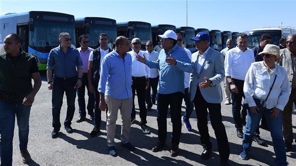 رئيس الوزراء يتفقد