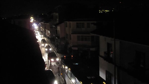 انقطاع التيار الكهربائي