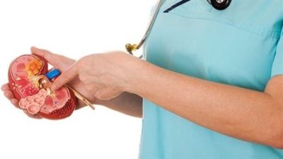 علاج المغص الكلوي بسبب البرد.. مشروبات عشبية وأدوية مضادة للتقلصات