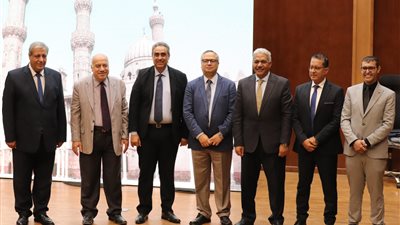 نائب رئيس جامعة الأزهر يشهد دورة الأبحاث العلمية حول النشر العلمي في المجلات الدولية