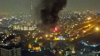 مقتل 4 سجناء وإصابة 61 آخرين في حريق سجن بإيران