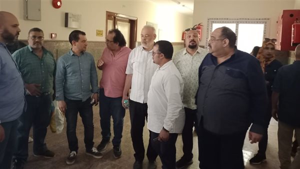 هشام عطوة يتفقد أعمال