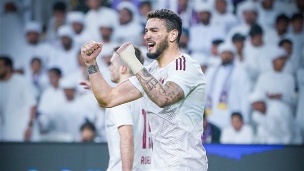 احتفال لاعبو الوحدة