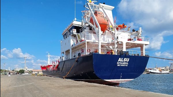 ميناء غرب بورسعيد